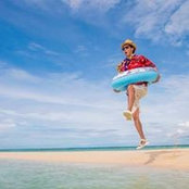 Yusuke Miyama's photo