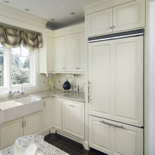kitchen window treatment