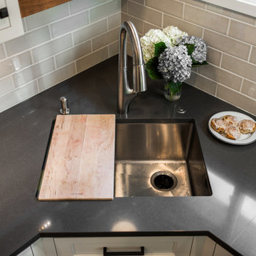 Elmhurst IL Kitchen Renovation 3 - by Dan Wangler Builders