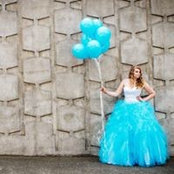 Kayla Mackays foto