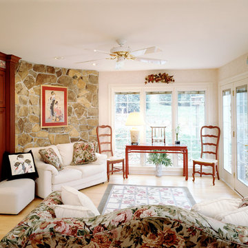 Old Farmhouse, New Spirit