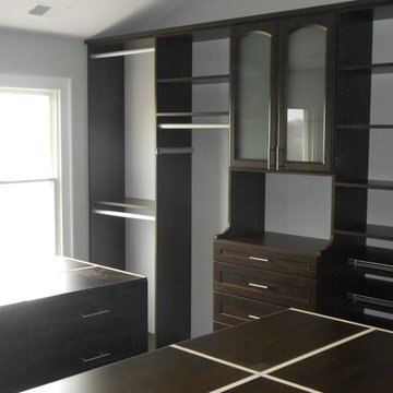 Walk-in in Mocha; Washington, DC