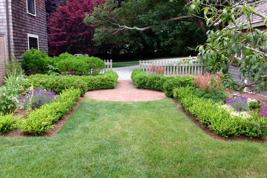 Photo of a traditional landscaping in Providence.