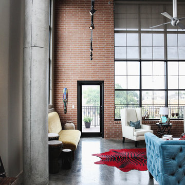 Modern Urban Loft (Designed by Estrada interior design)