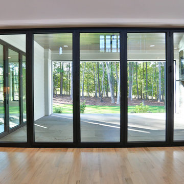 Corner Bi-Fold Layout to Covered Porch