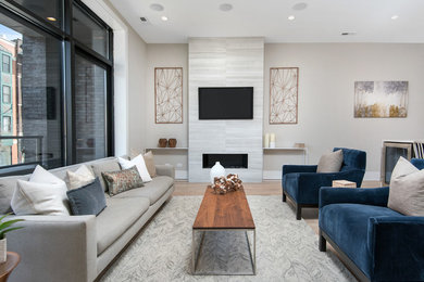Inspiration for a transitional living room remodel in Chicago
