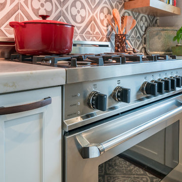 Modern Farmhouse Kitchen (2019) - Tile Pattern Backsplash