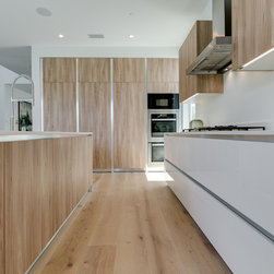 Gardner Str - Kitchen Cabinetry