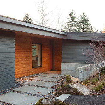 Hood River West Side Home