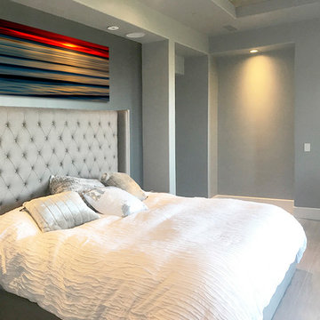 Aaron Chang Fine Art: Bedroom - Black Pearls