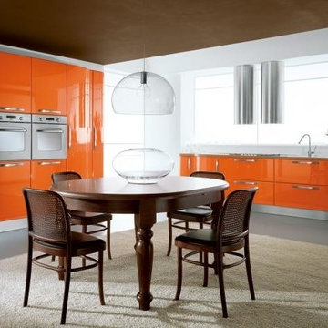 Modern Italian Custom Made Kitchens by LUBE