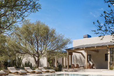 Example of a southwest pool design in Austin