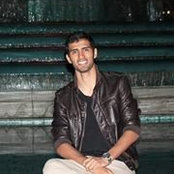 Nikhil Handyal's photo