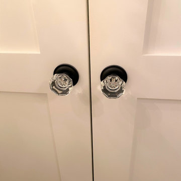 Glass knobs