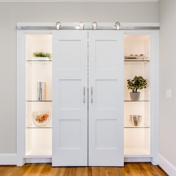 20 Year old Simsbury home gets a thorough remodel and back in the game