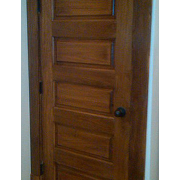 Horizontal 5-Panel Poplar Wood Door