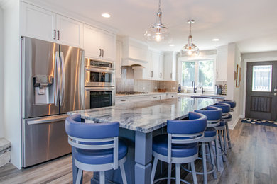 Inspiration for a kitchen remodel in Milwaukee