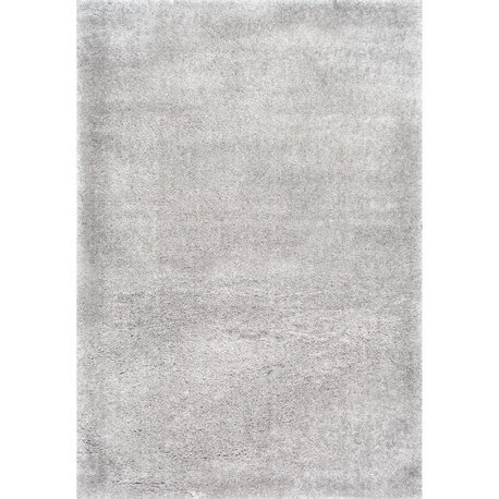 Nuloom Soft and Plush Cloudy Solid Shag Rug, Silver 4'x6'