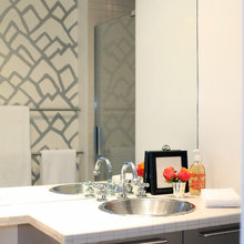 small townhouse bathroom