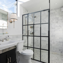 loft /family bathroom