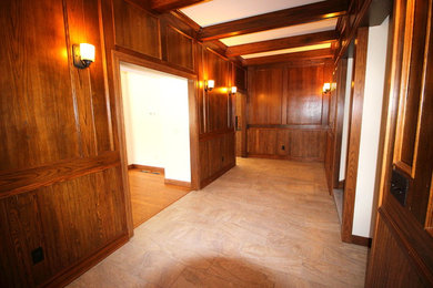 Example of a classic entryway design in Minneapolis