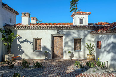 Inspiration for a mediterranean entryway remodel in San Francisco