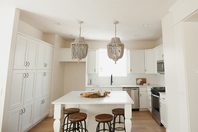 Kitchen photo in Salt Lake City