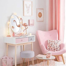 Girl's Room