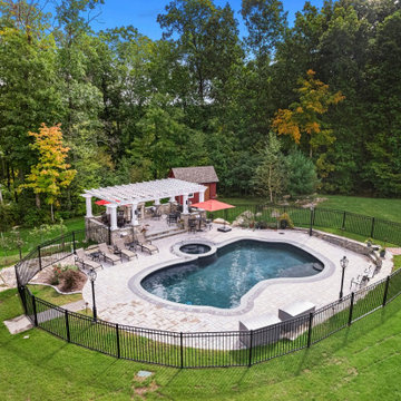 Freeform Pool in Bolton, CT