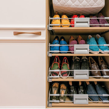 Schuhschrank mit Sockenschublade