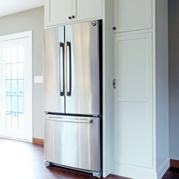 White Transitional Kitchen