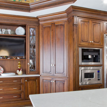 Traditional Mahogany Kitchen in NJ.