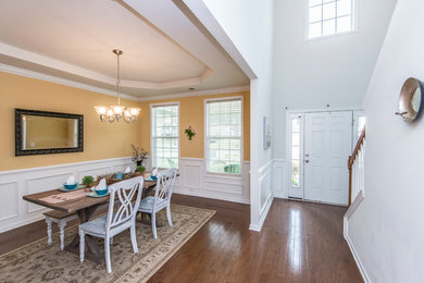 Dining room photo in Charleston