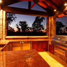 Outdoor Kitchen