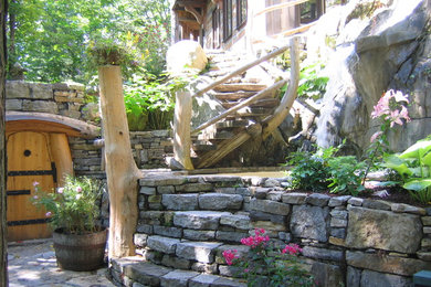 Home design - rustic home design idea in Montreal