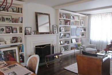 Living room - traditional living room idea in New York