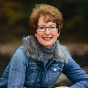 Rachel Frey's photo