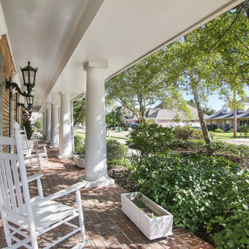 Home for sale with oversize lot by the levee @ 3812 Edenborn Ave, Metairie, LA