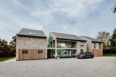 Inspiration for a large contemporary house exterior in Oxfordshire.