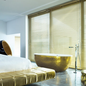 FREESTANDING GOLD BATHTUB - PS-AQM-ST1-MOS-GOL