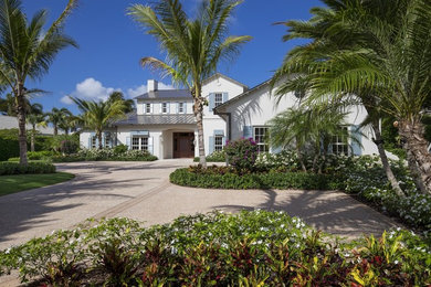Exterior home idea in Miami