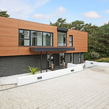 Grey Aksent 3D Stone Veneer on UK Modern