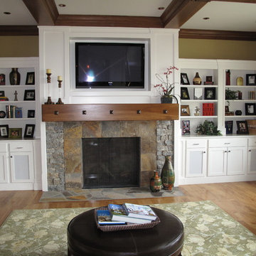 Craftsman Style Family and Dining Rooms