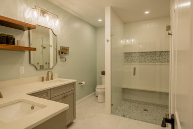 Example of a transitional bathroom design in Louisville