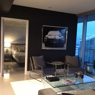 Idee per un piccolo soggiorno contemporaneo con sala giochi e pareti grigie