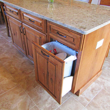 Open Kitchen with Island (K-87)