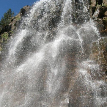 Pools, Spools, Spas & Water Feature Portfolio