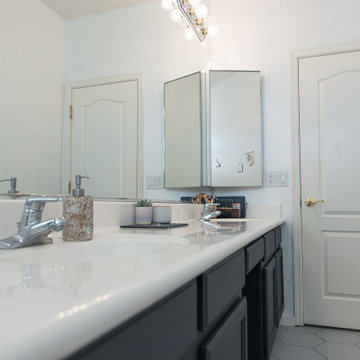 Modern Farmhouse Bathroom