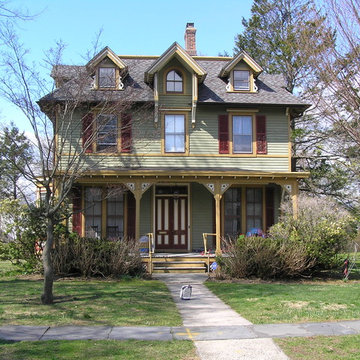 BEFORE - Front porch.
