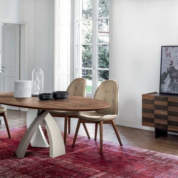Eliseo Dining Table by Tonin Casa